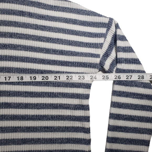 Lucky Brand Cloud Jersey Rib Stripe Mock Neck Shirt Size Small - Picture 10 of 12